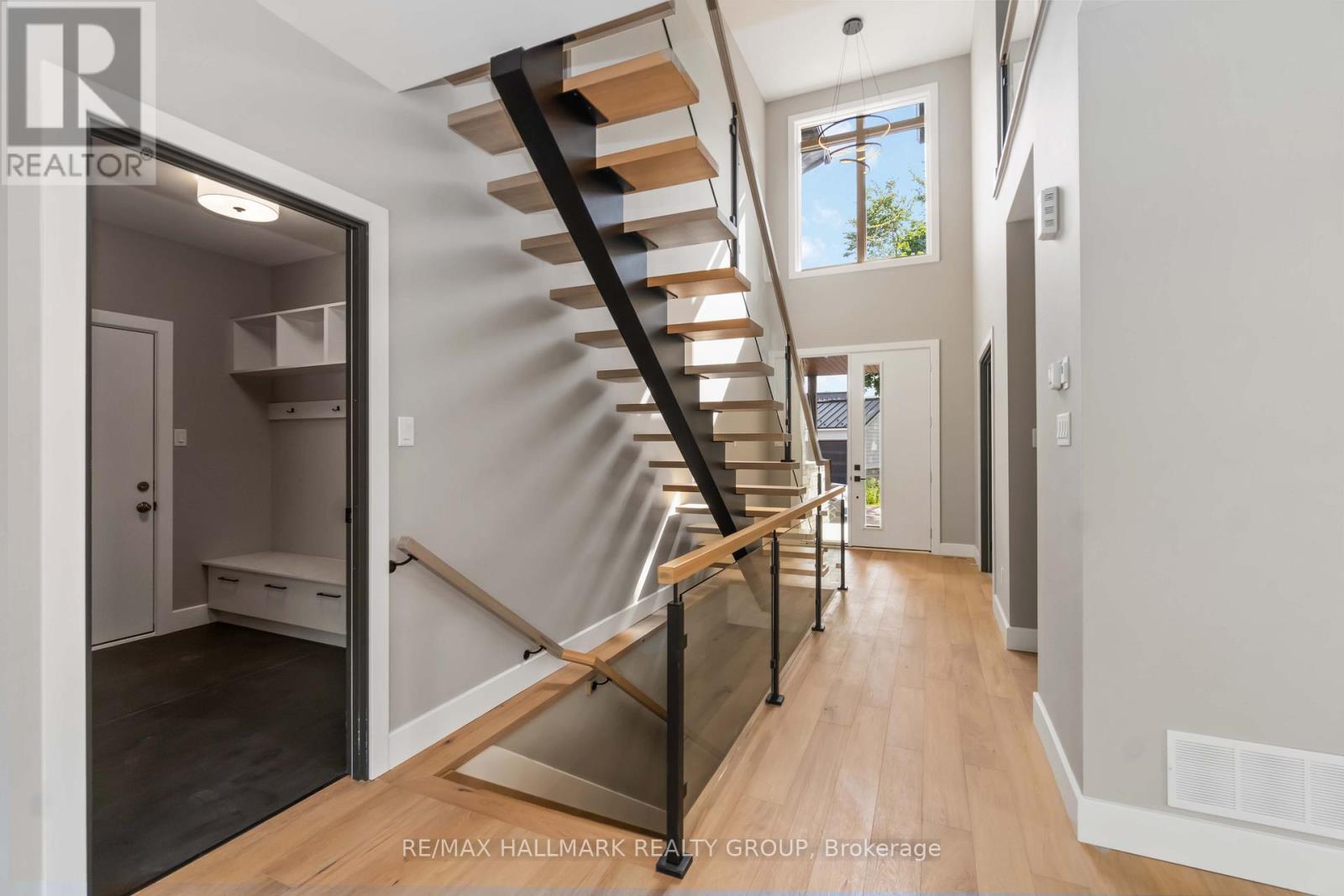 110 THEBERGE PRIVATE