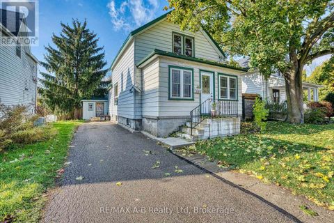 252 ROMEO STREET S Stratford ON N5A4T5