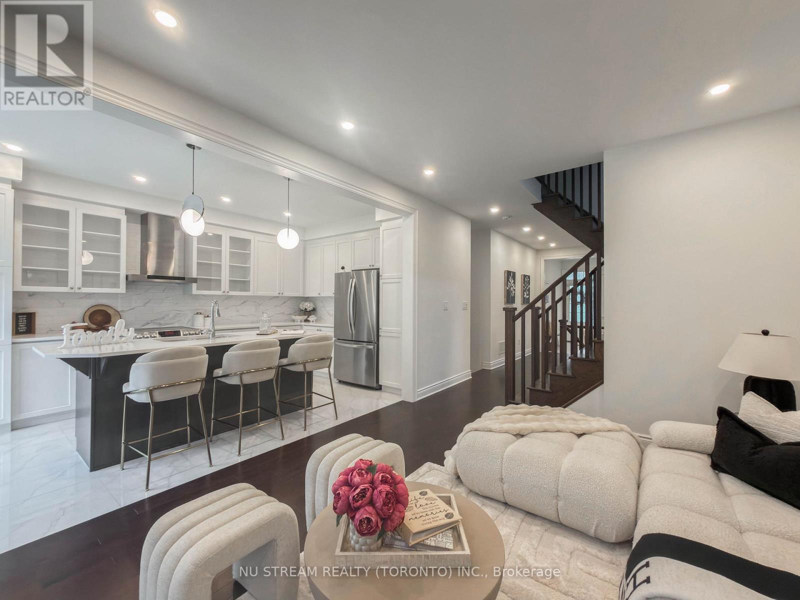 89 HARTNEY DRIVE