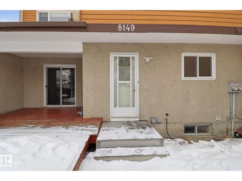 8149 27 AV NW Edmonton AB T6K2Y5