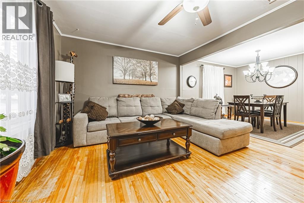 227 SCHLUETER Street