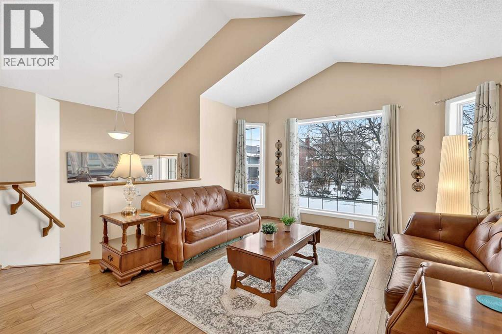 131 Citadel Mesa Close NW