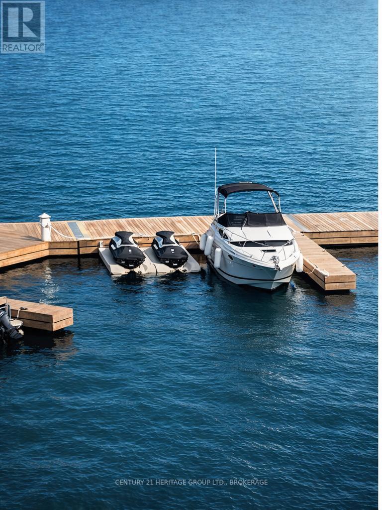 306 - 129 SOUTH STREET