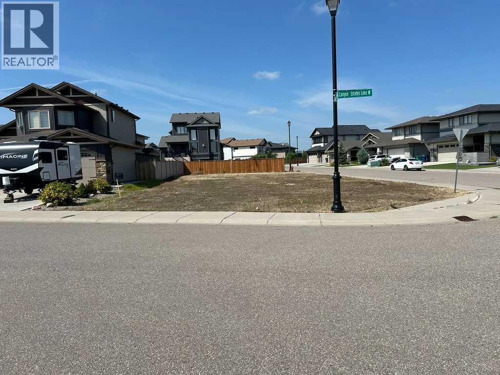 14 Canyon Estates Lane W