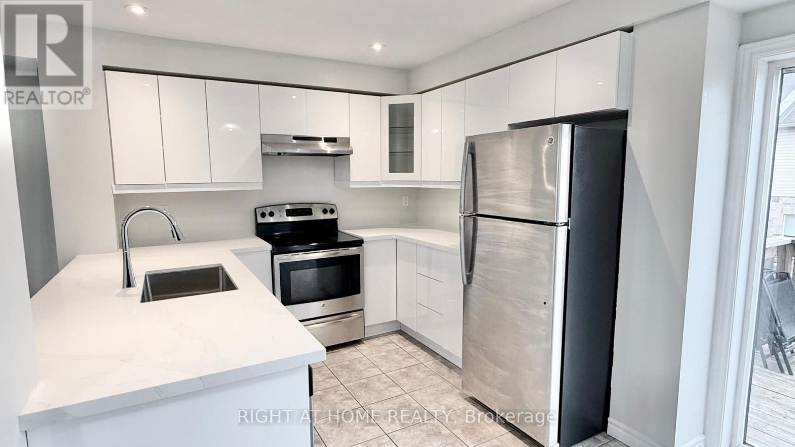 87 MAYLAND TRAIL