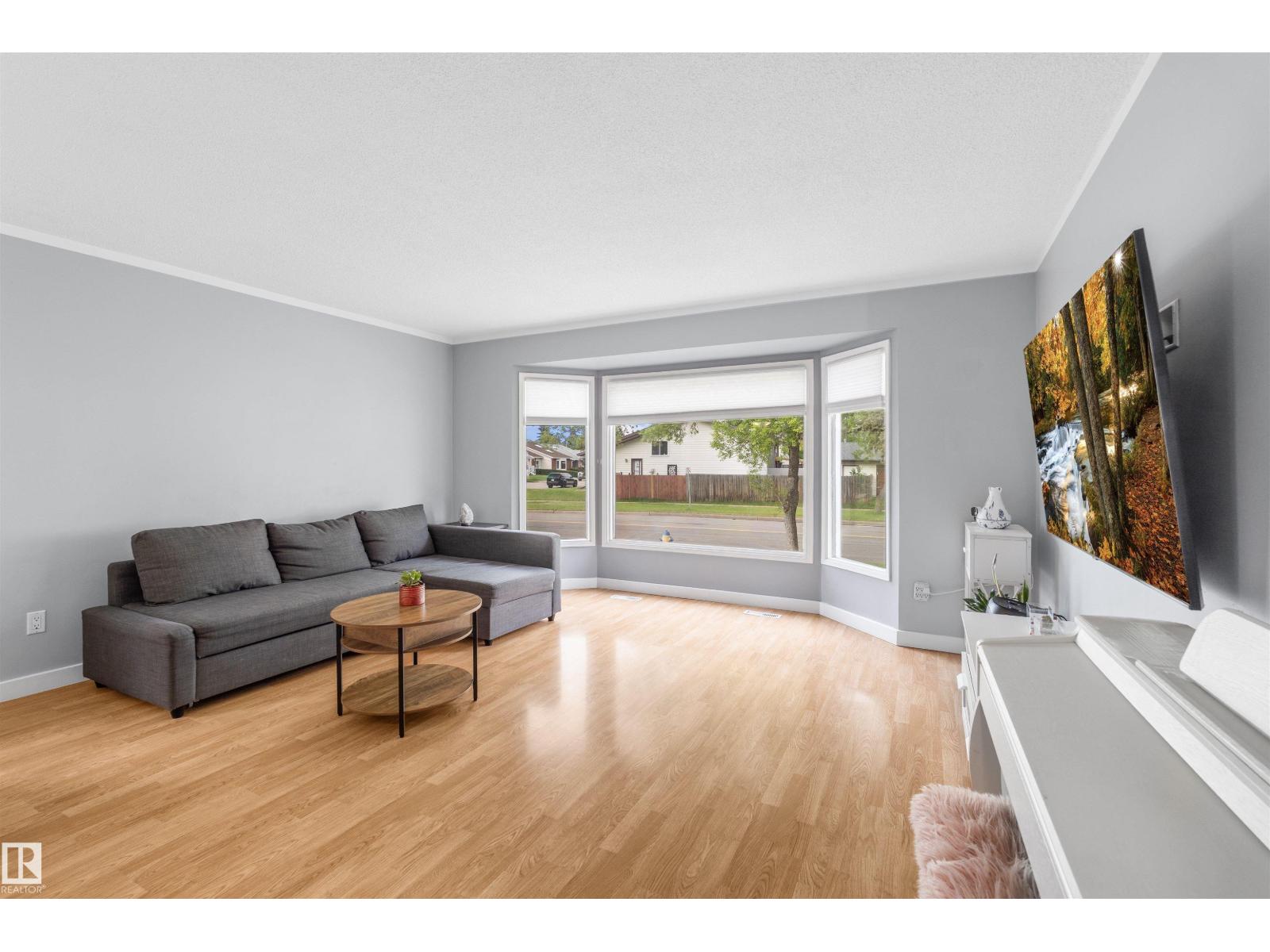 17007 95 ST NW