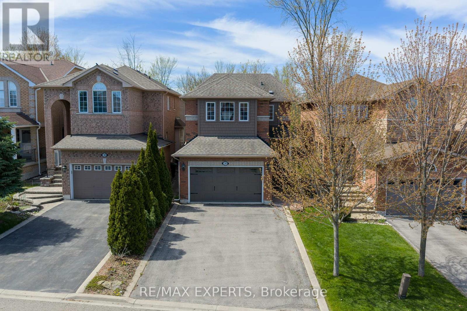 28 CRESTRIDGE DRIVE