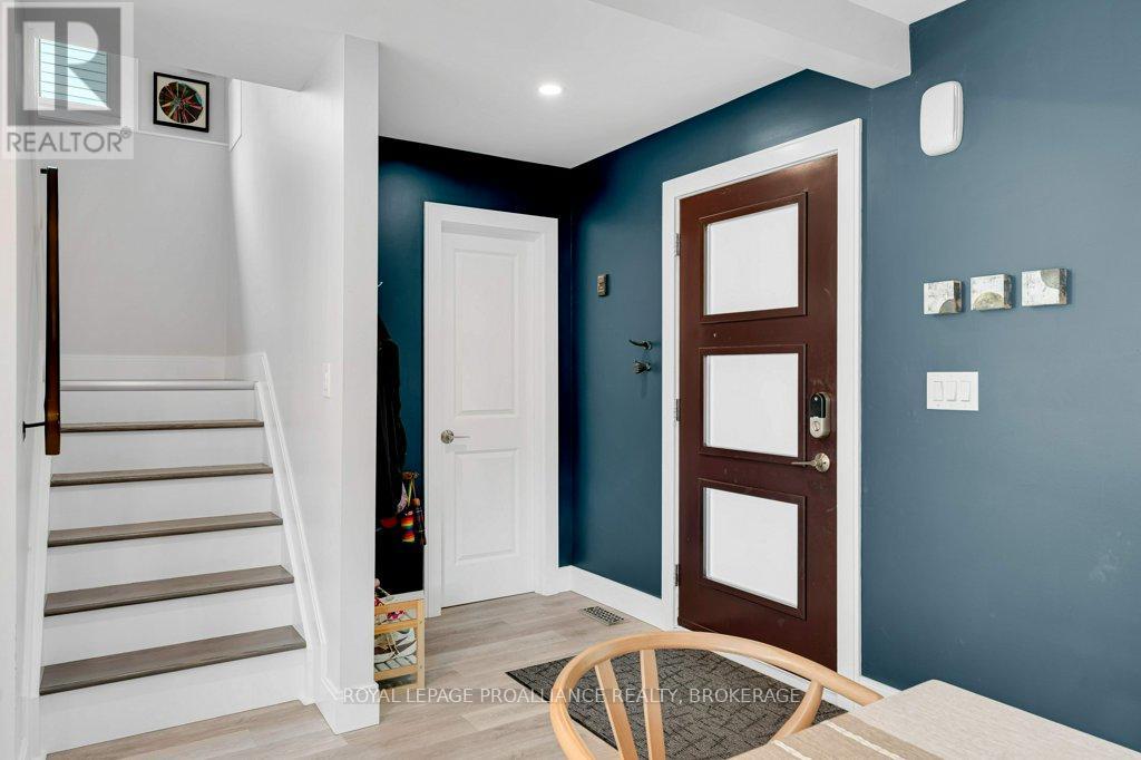 4 GLENAIRE MEWS