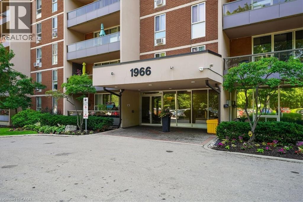 1966 MAIN Street W Unit# 801