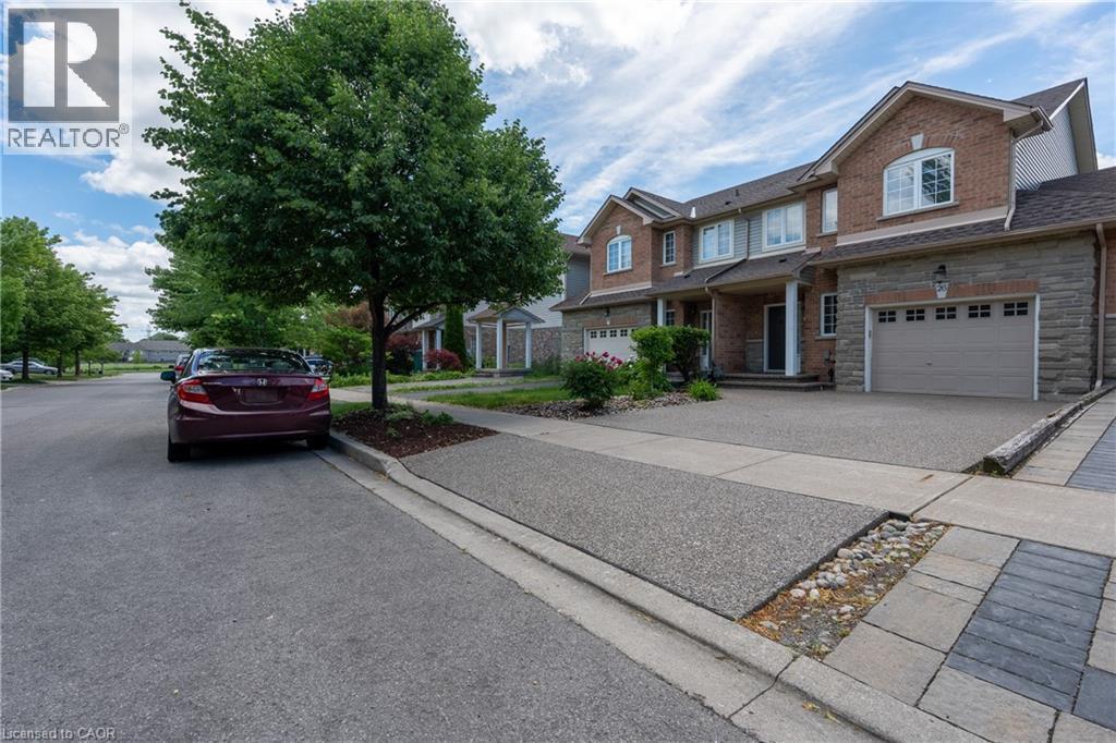 26 OLIVIA Place