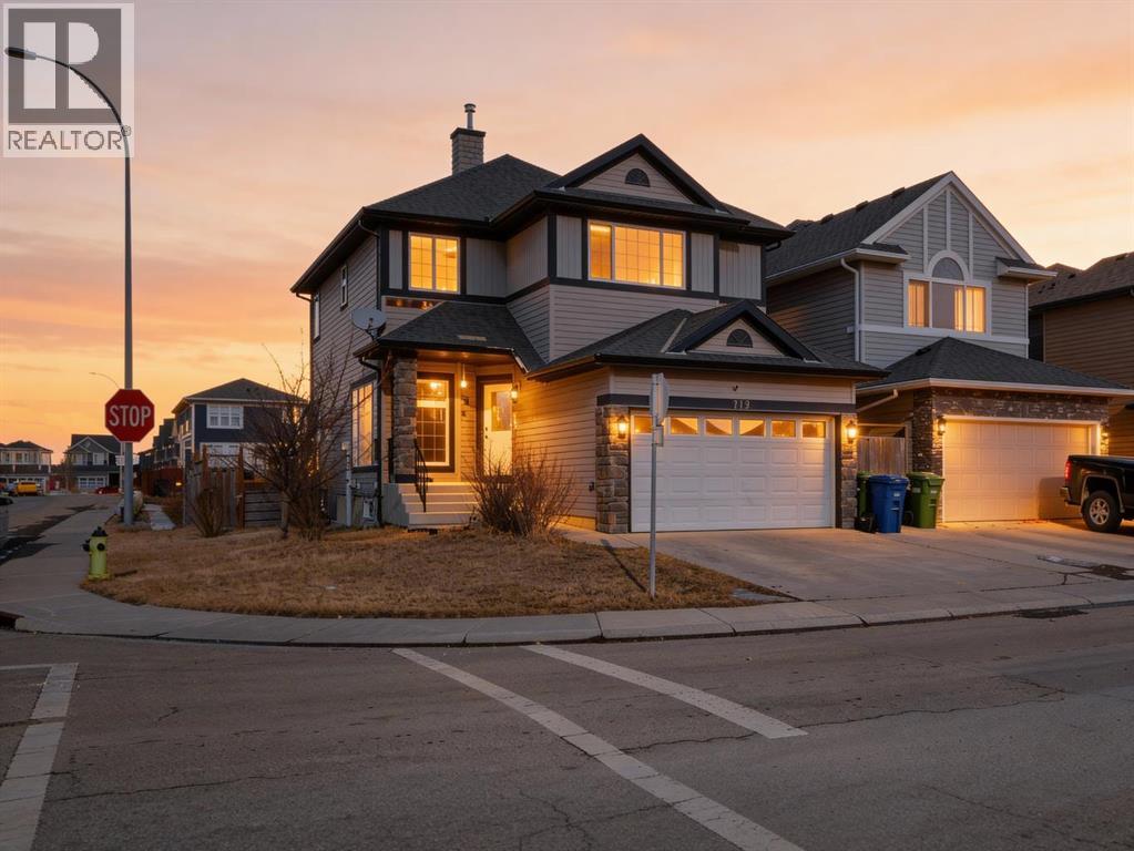 712 Luxstone Landing SW