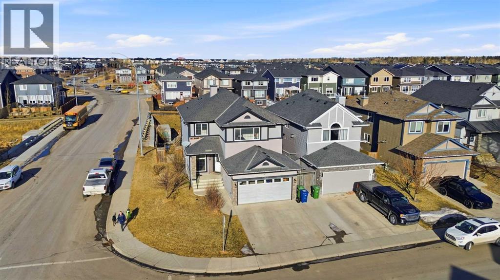 712 Luxstone Landing SW