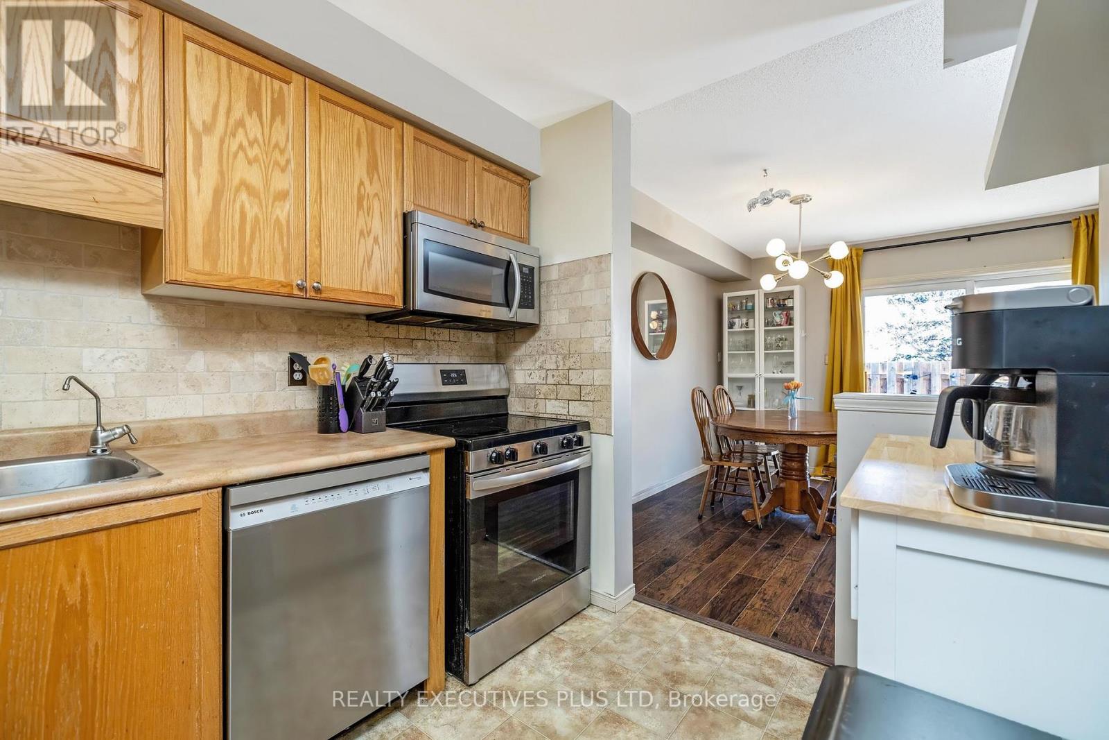 70 - 30 IMPERIAL ROAD S