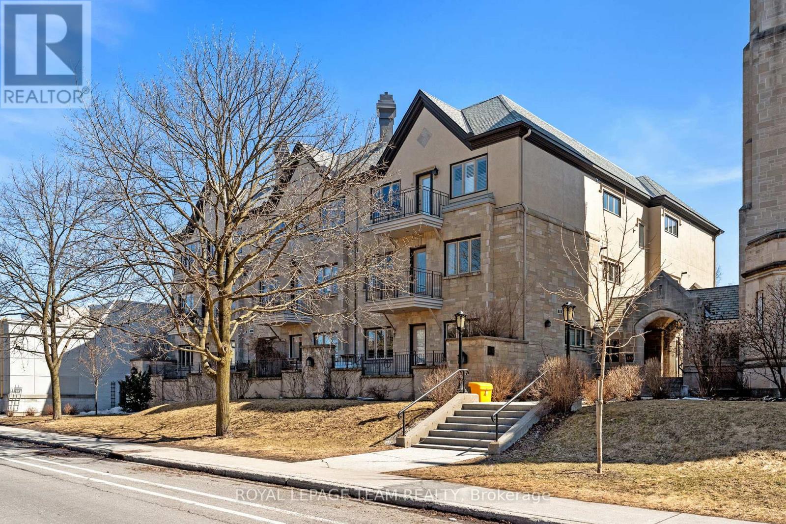 304 - 130 GLEBE AVENUE