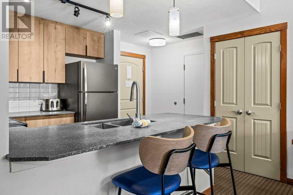 302, 190 Kananaskis Way