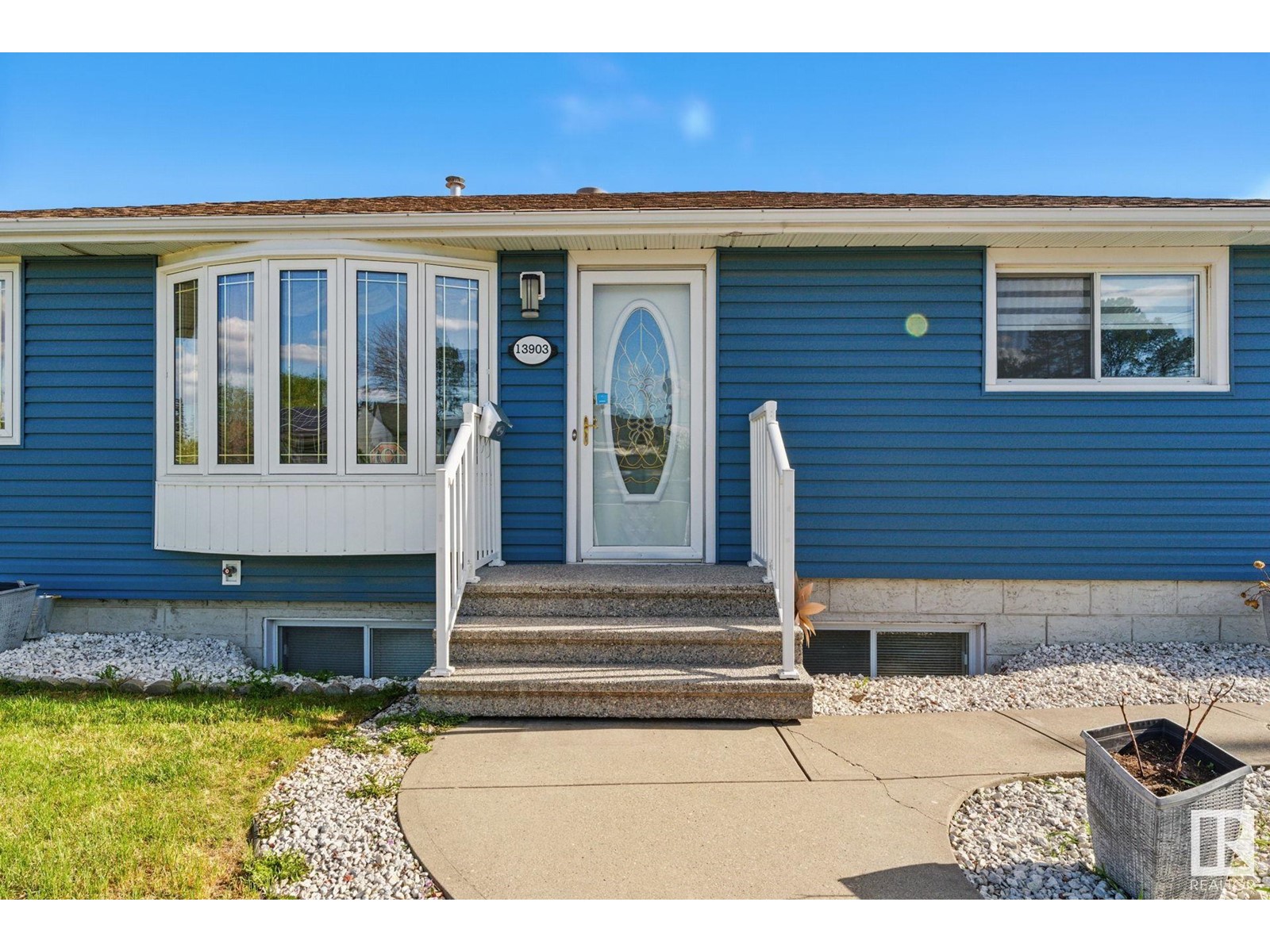 13903 135 AV NW