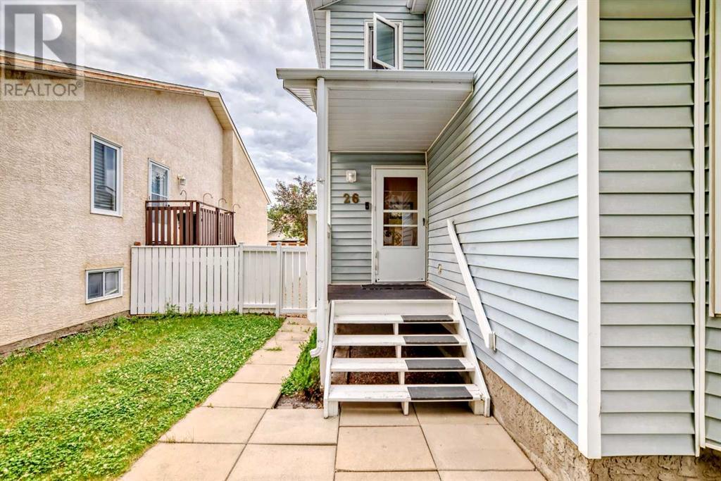 26 Shawglen Way SW