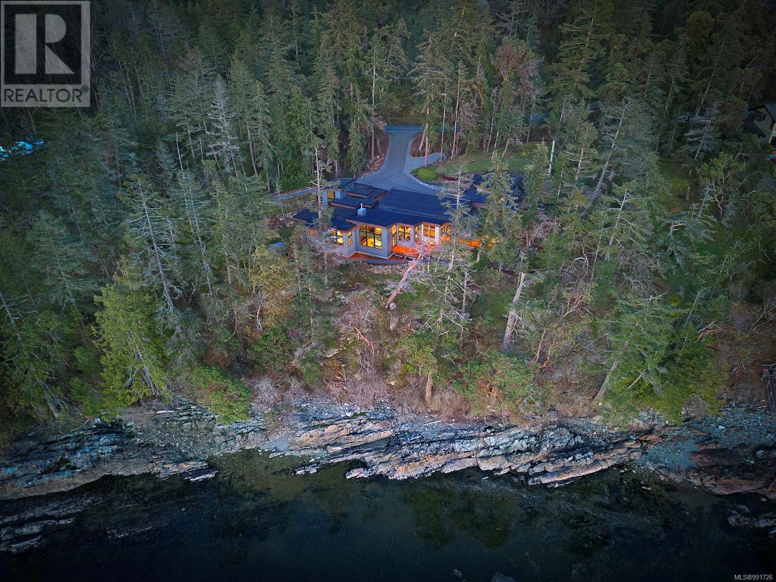 1735 Claudet Rd