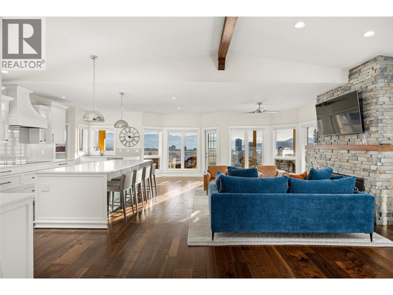 647 Royal Pine Drive