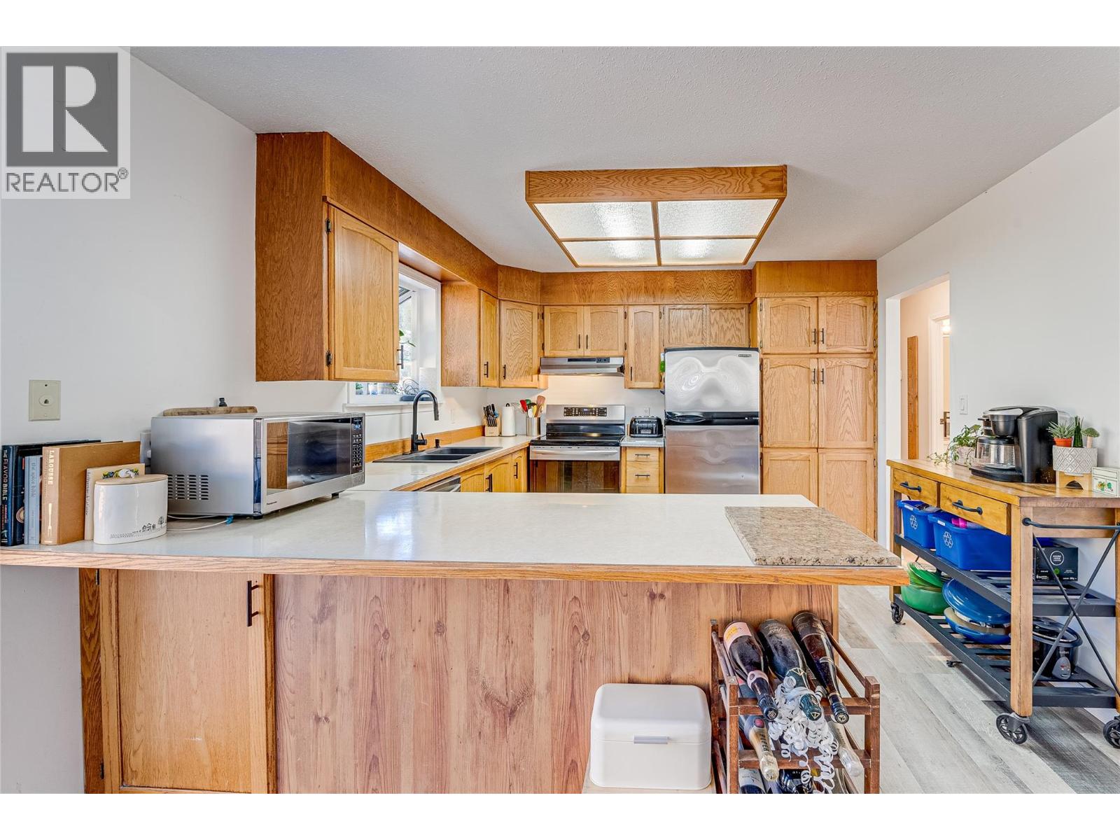 6689 Cameo Drive