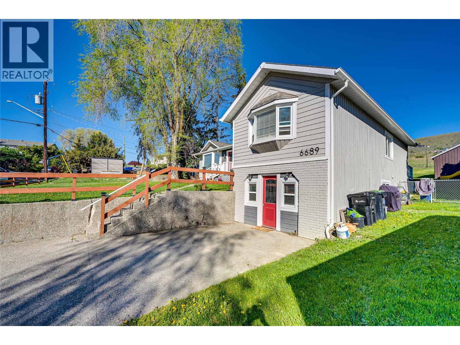 6689 Cameo Drive
