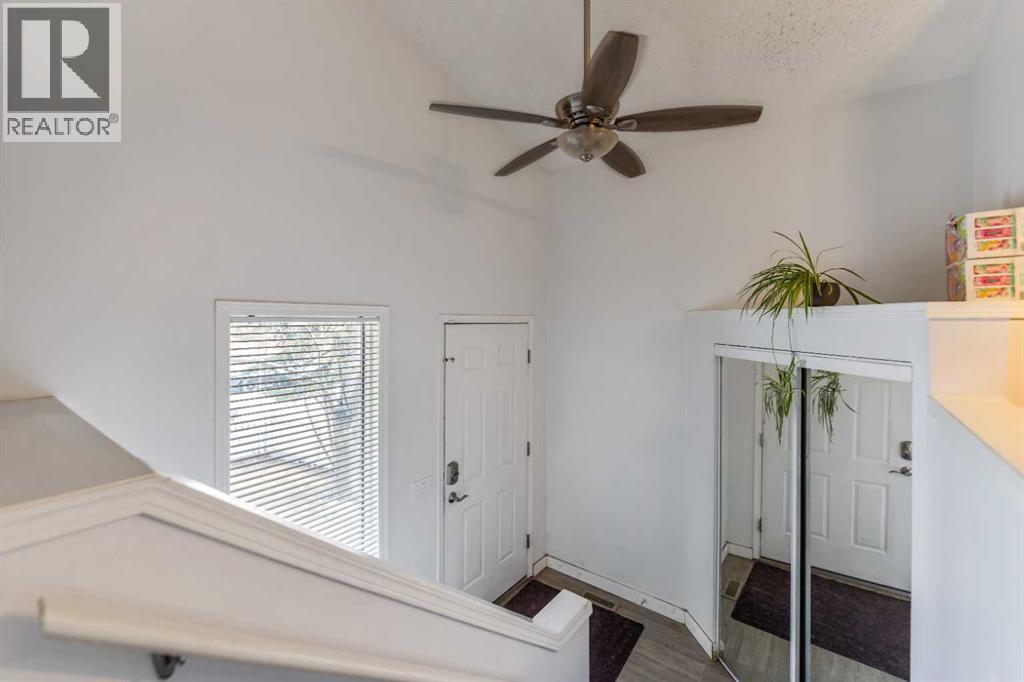 15 Erin Green Way SE