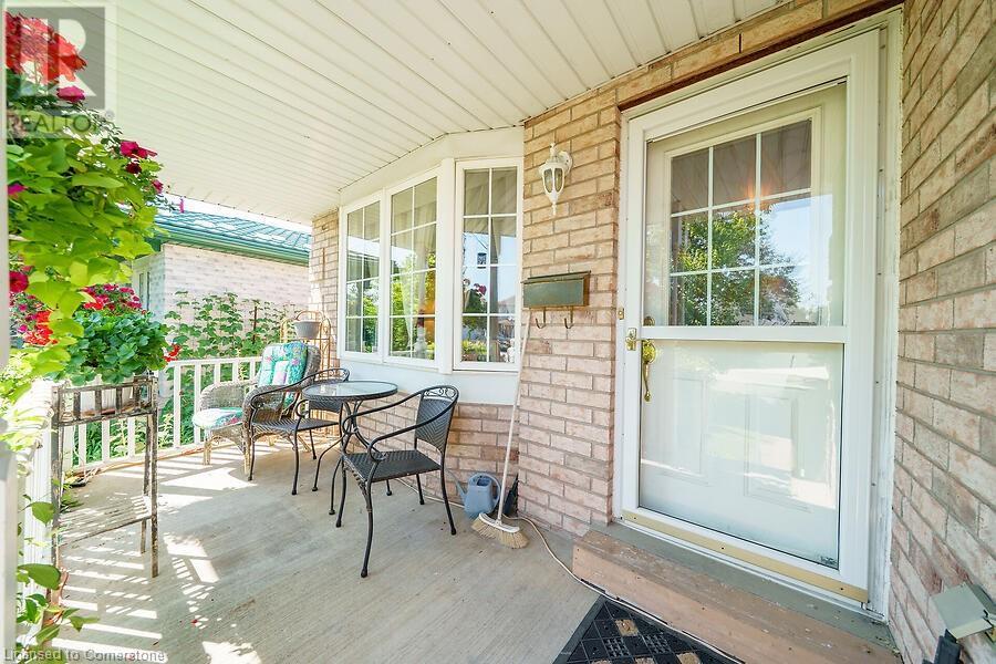 53 CASTLEBURY Drive