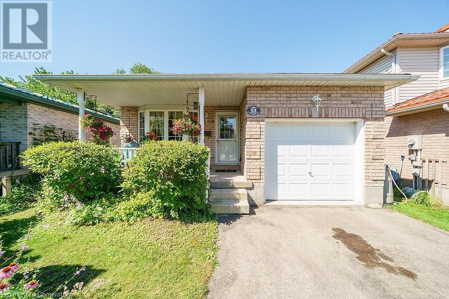 53 CASTLEBURY Drive