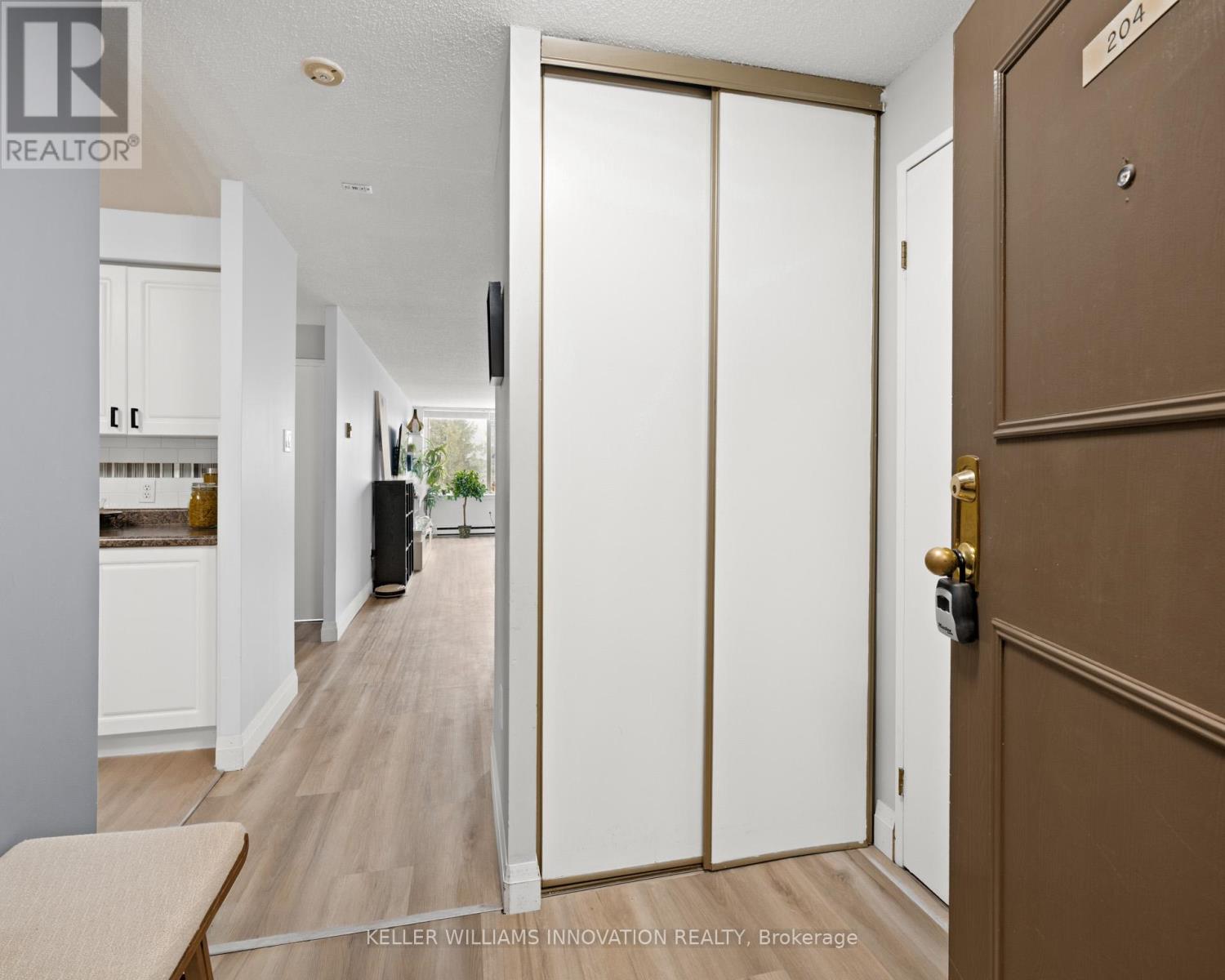 204 - 35 GREEN VALLEY DRIVE