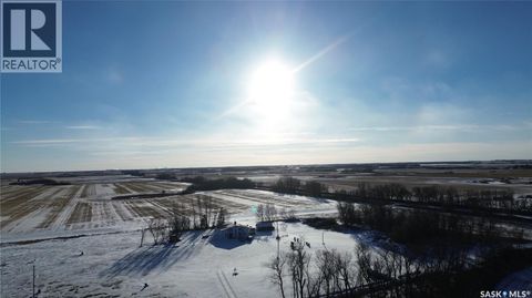 15 MIN NW FROM YORKTON ACREAGE Orkney Rm No. 244 SK S3N4K1