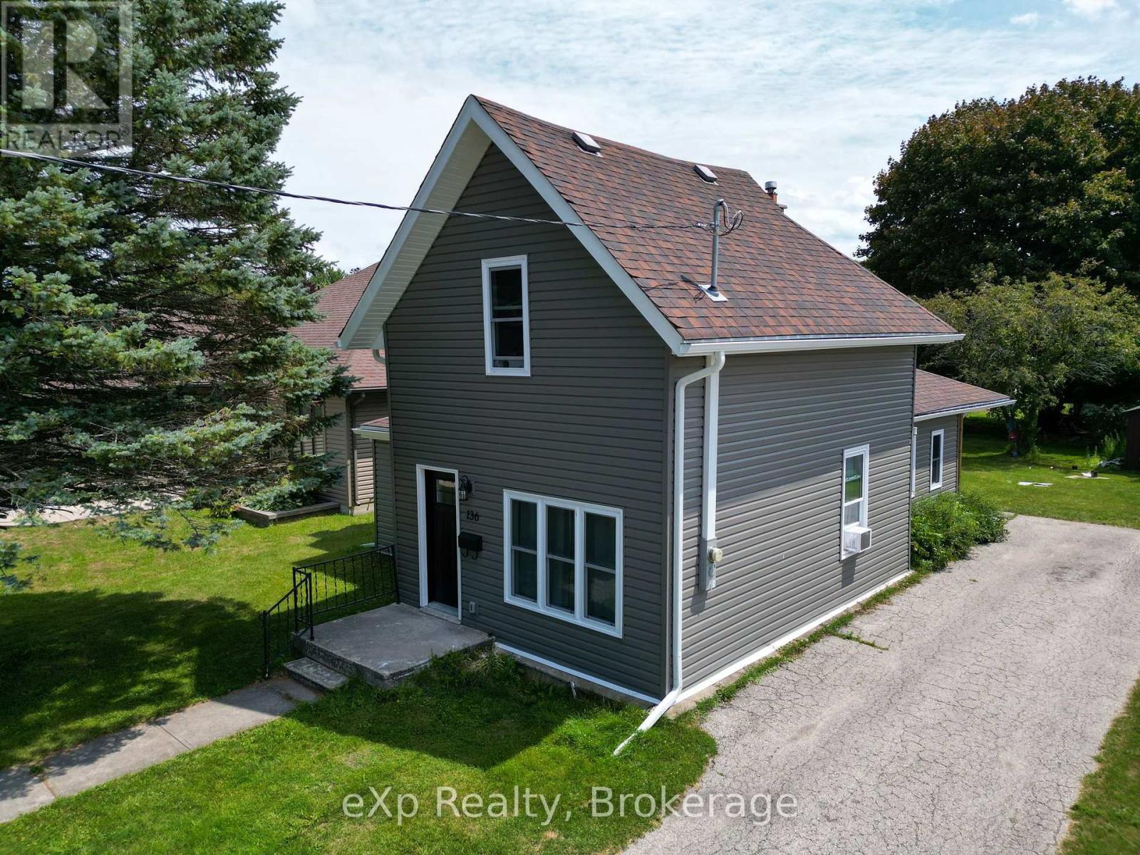 136 BREADALBANE STREET S