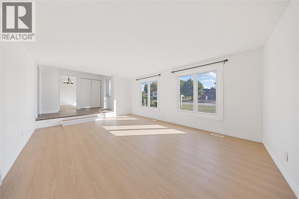 1345 Wiltshire DRIVE