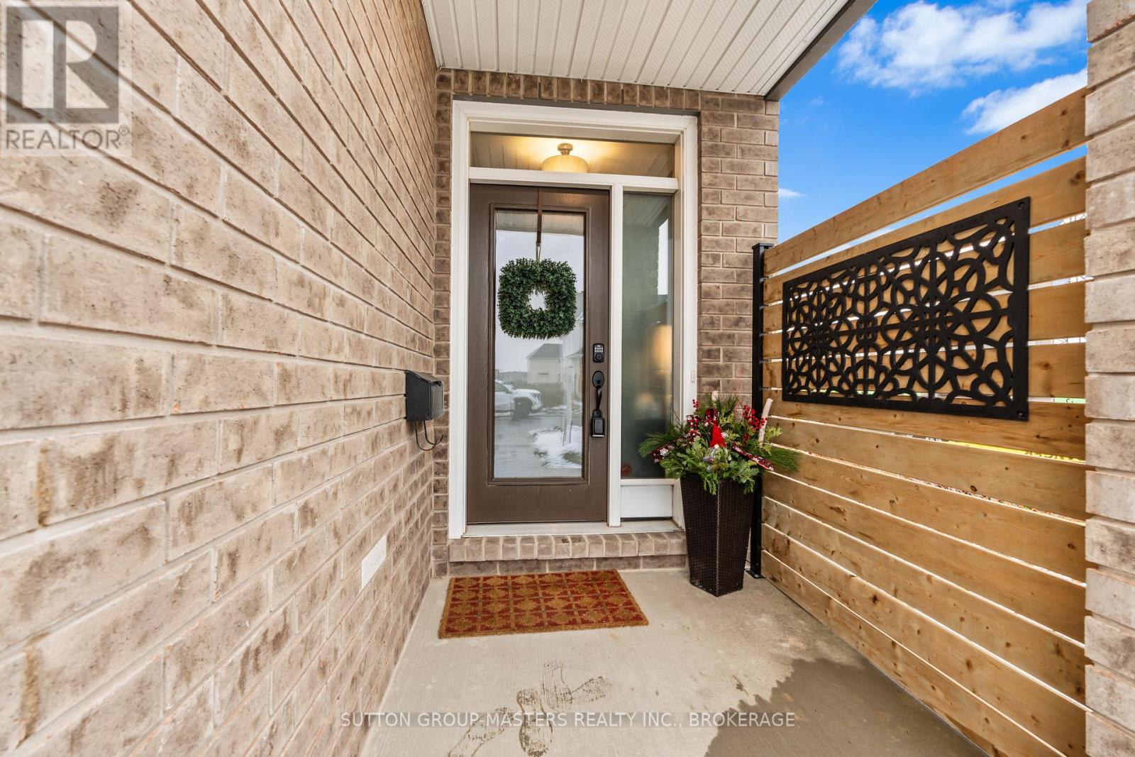 1812 CINDERHILL STREET