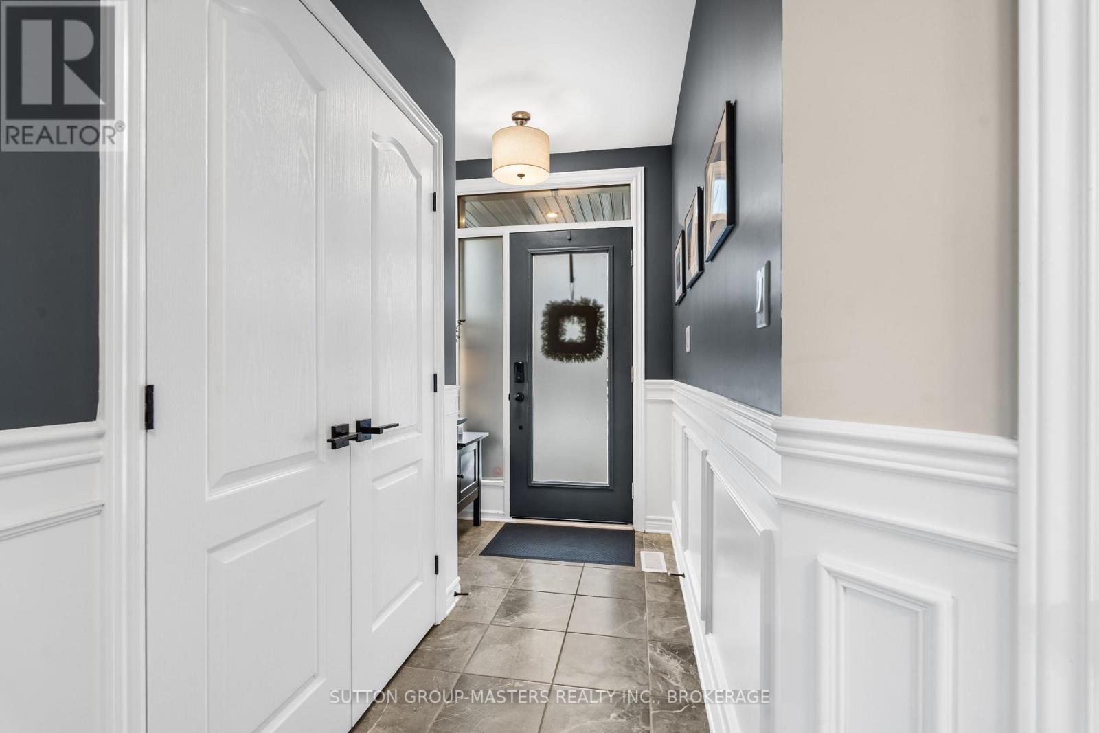 1812 CINDERHILL STREET