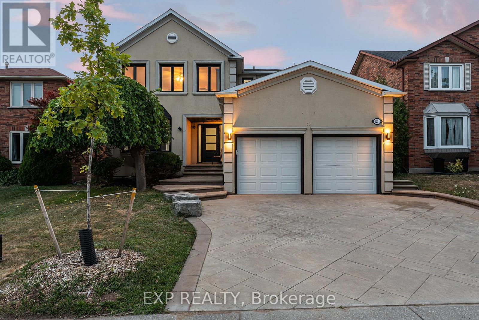 1221 CREEKSIDE DRIVE