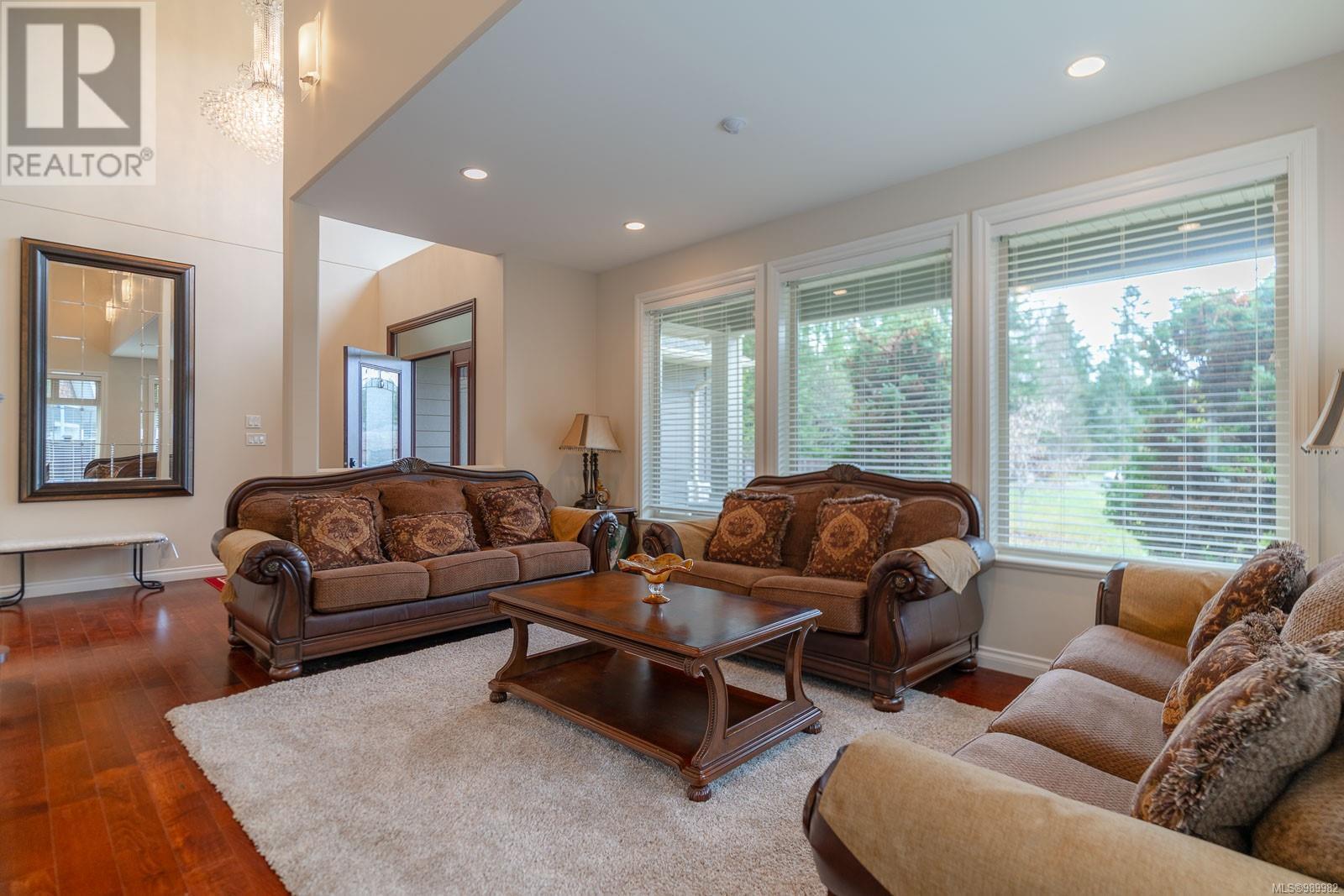 3454 Waterfern Dr