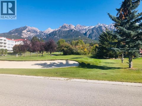 5052 RIVERVIEW Road Unit# 2007B Fairmont Hot Springs BC V0B1L1