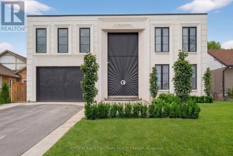 131 MAYFIELD DRIVE Oakville (CP College Park) ON L6H1K6