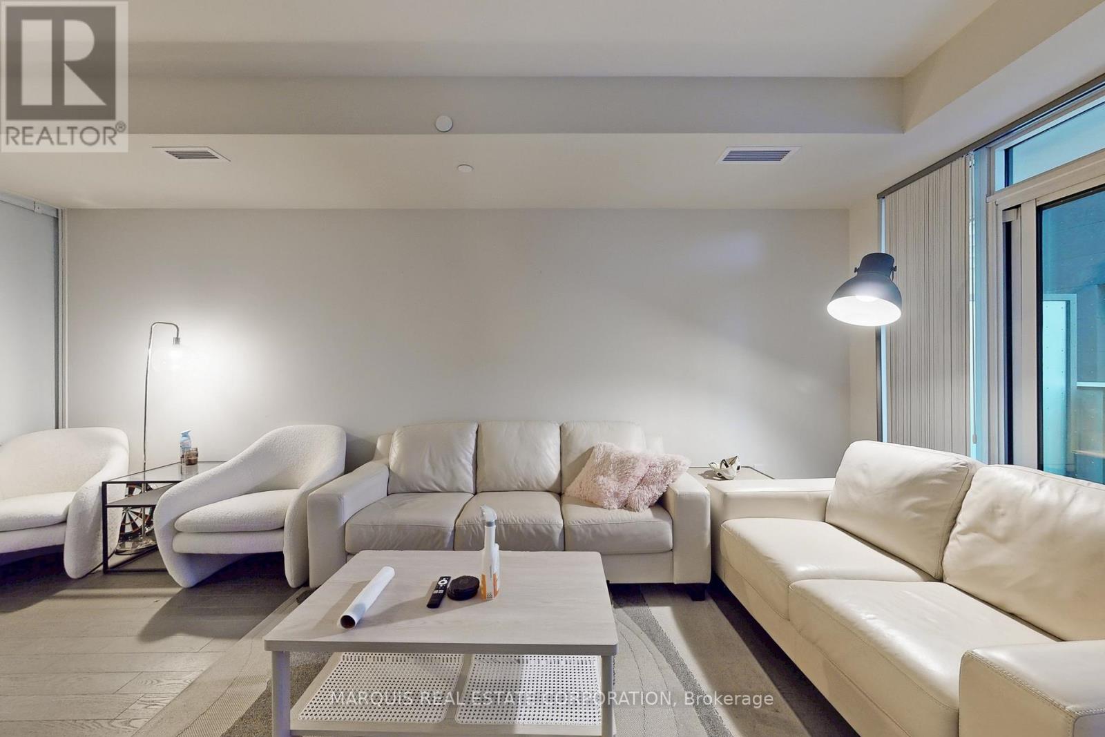 505 - 330 RICHMOND STREET W