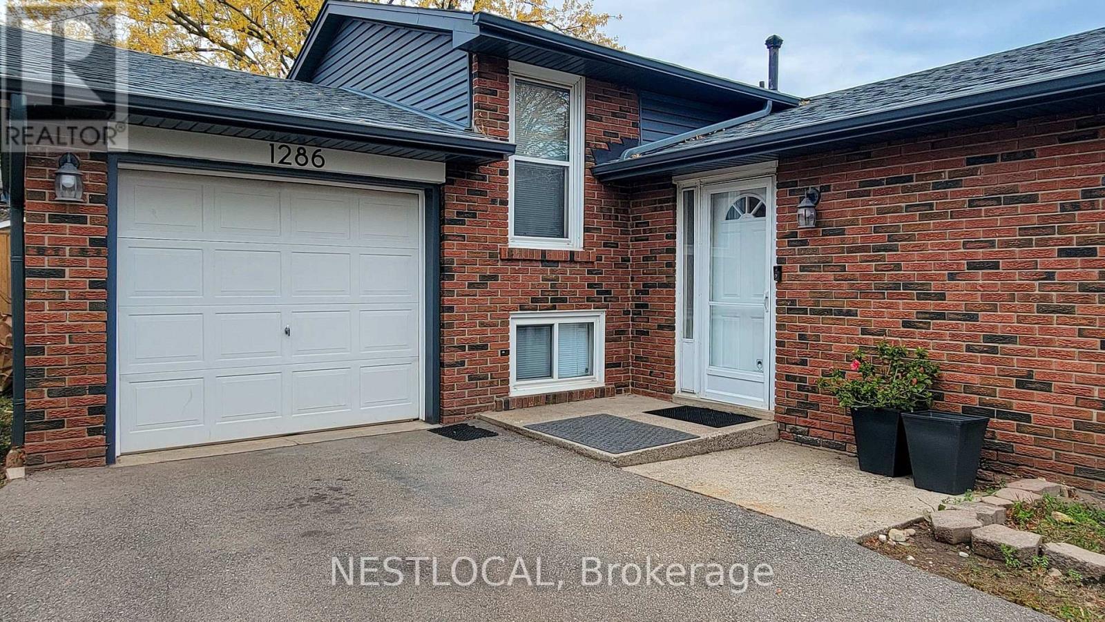 1286 LANDFAIR CRESCENT