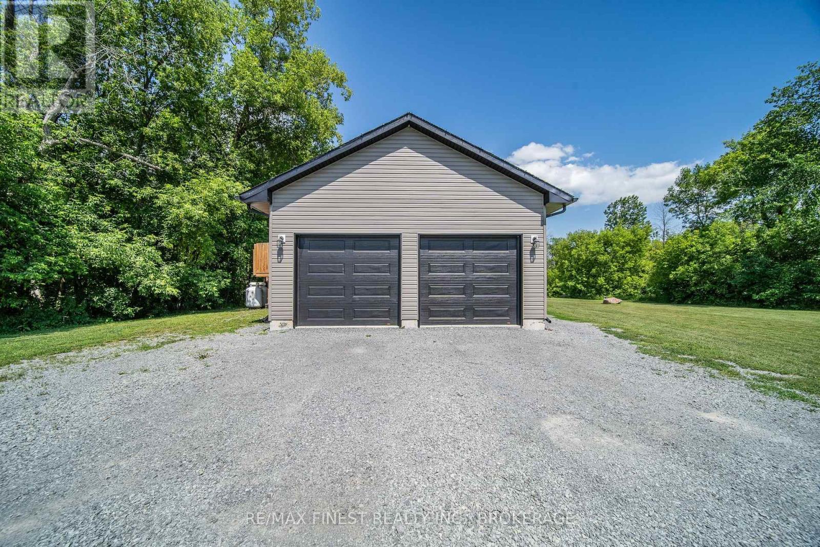 1524 LAKE ROAD