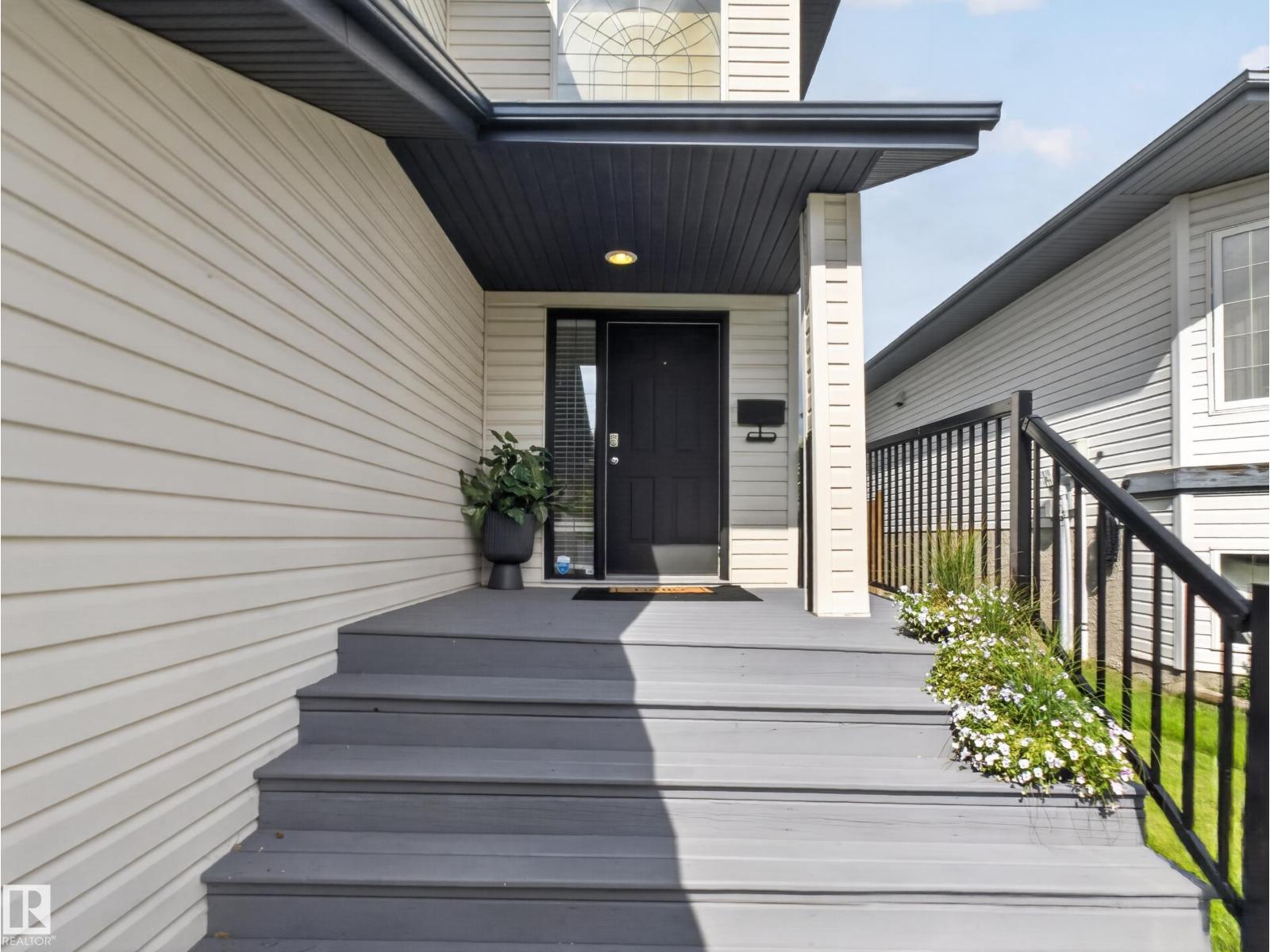 15926 132 ST NW