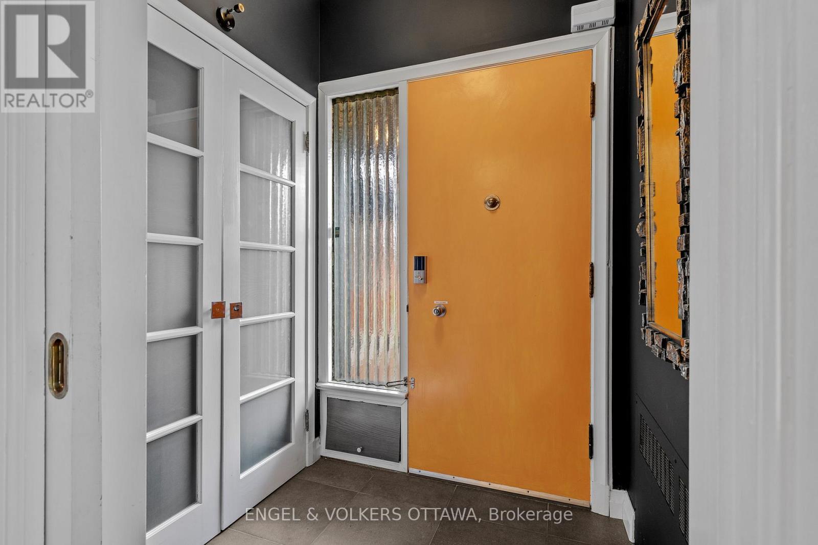 165 ISLAND PARK DRIVE