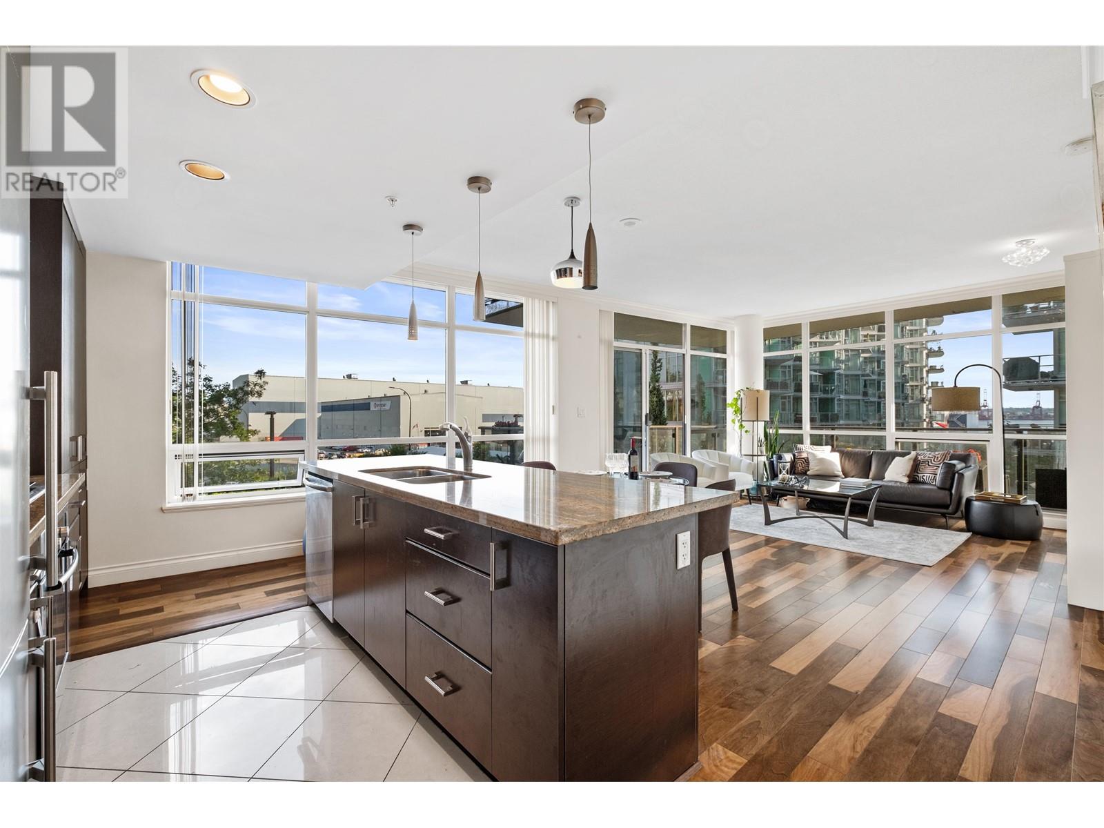 Photo 1 of 21 — 172 VICTORY SHIP Way 302, North Vancouver, BC V7L0B5