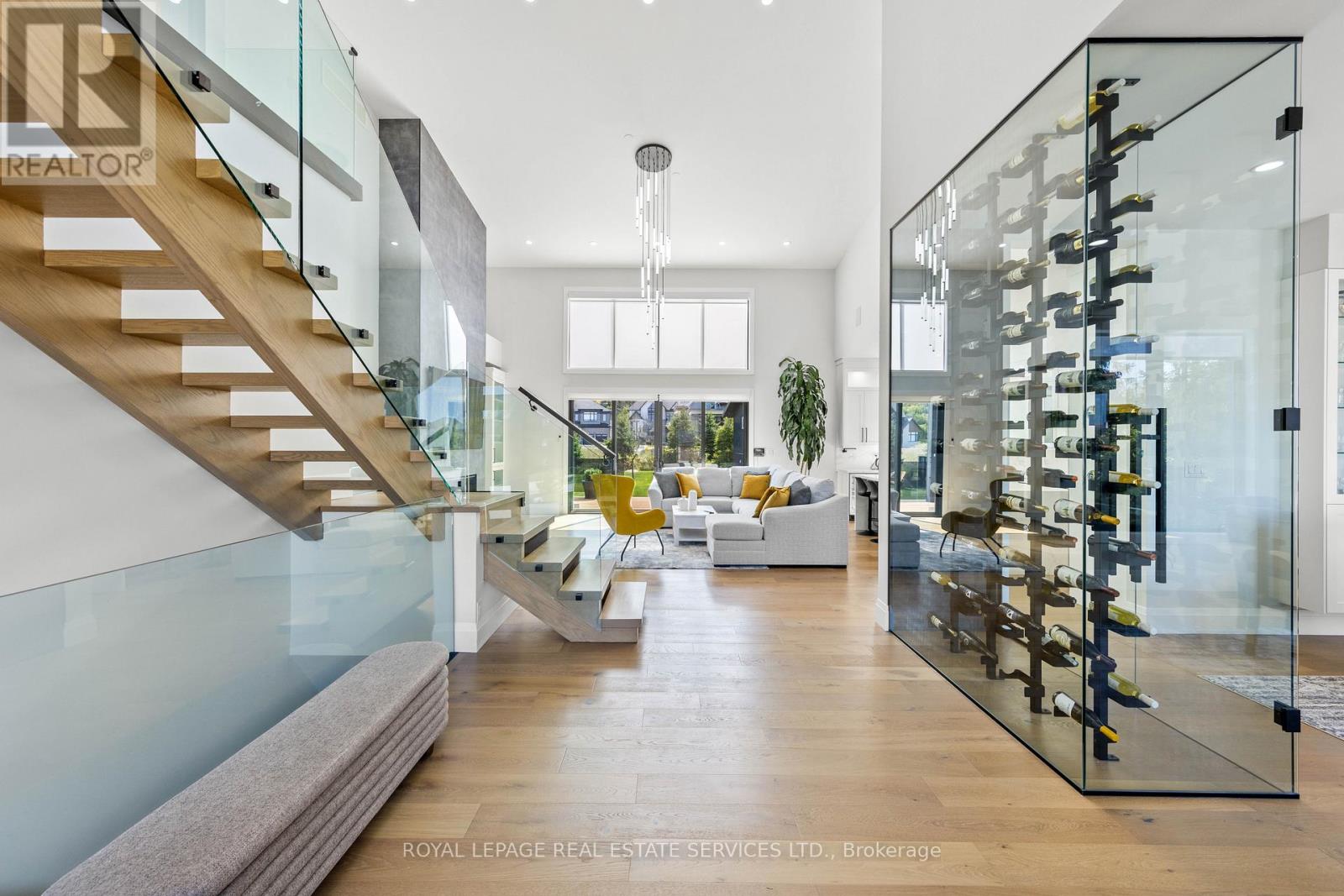 118 BARTON BOULEVARD