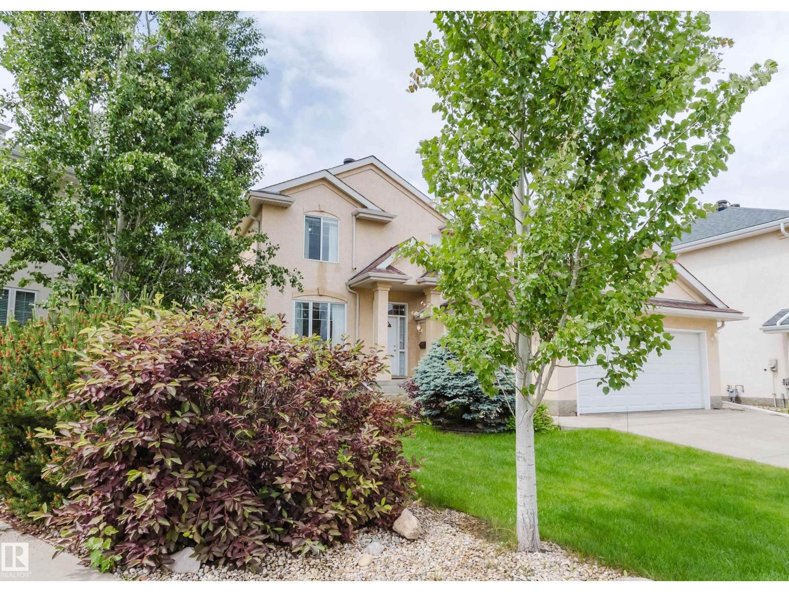 322 LIVINGSTONE CT NW