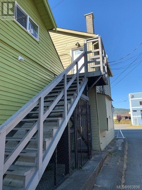 3473 3rd Ave