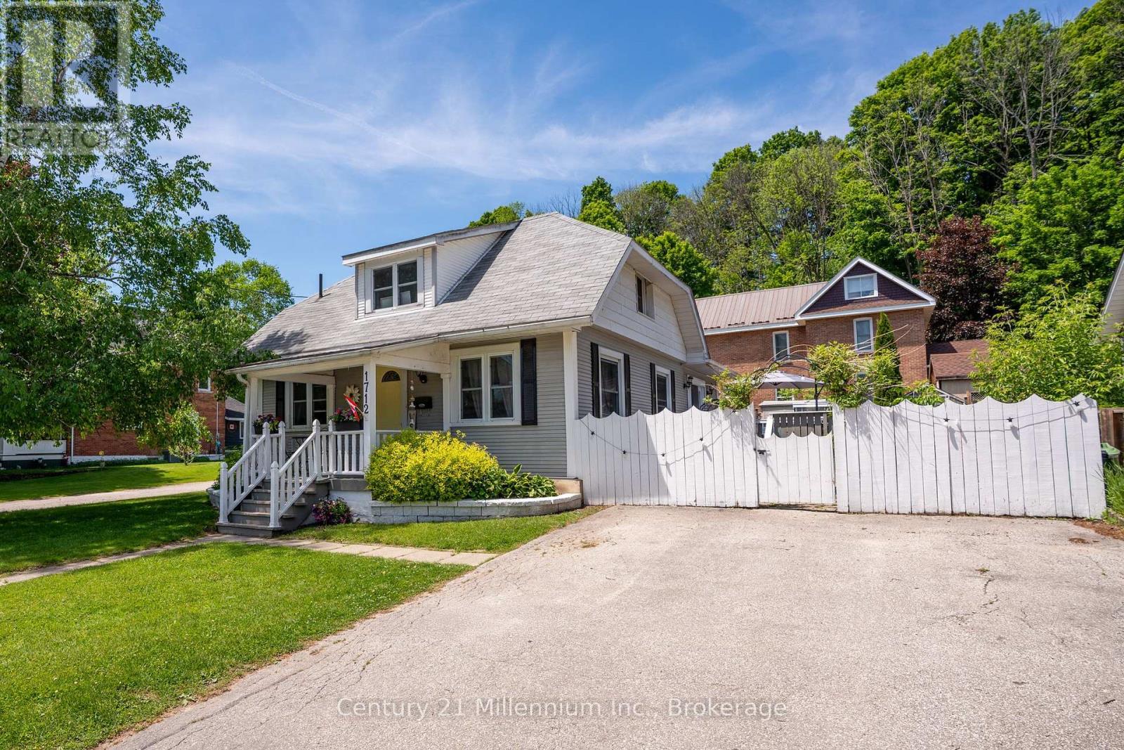 1712 5TH AVENUE W