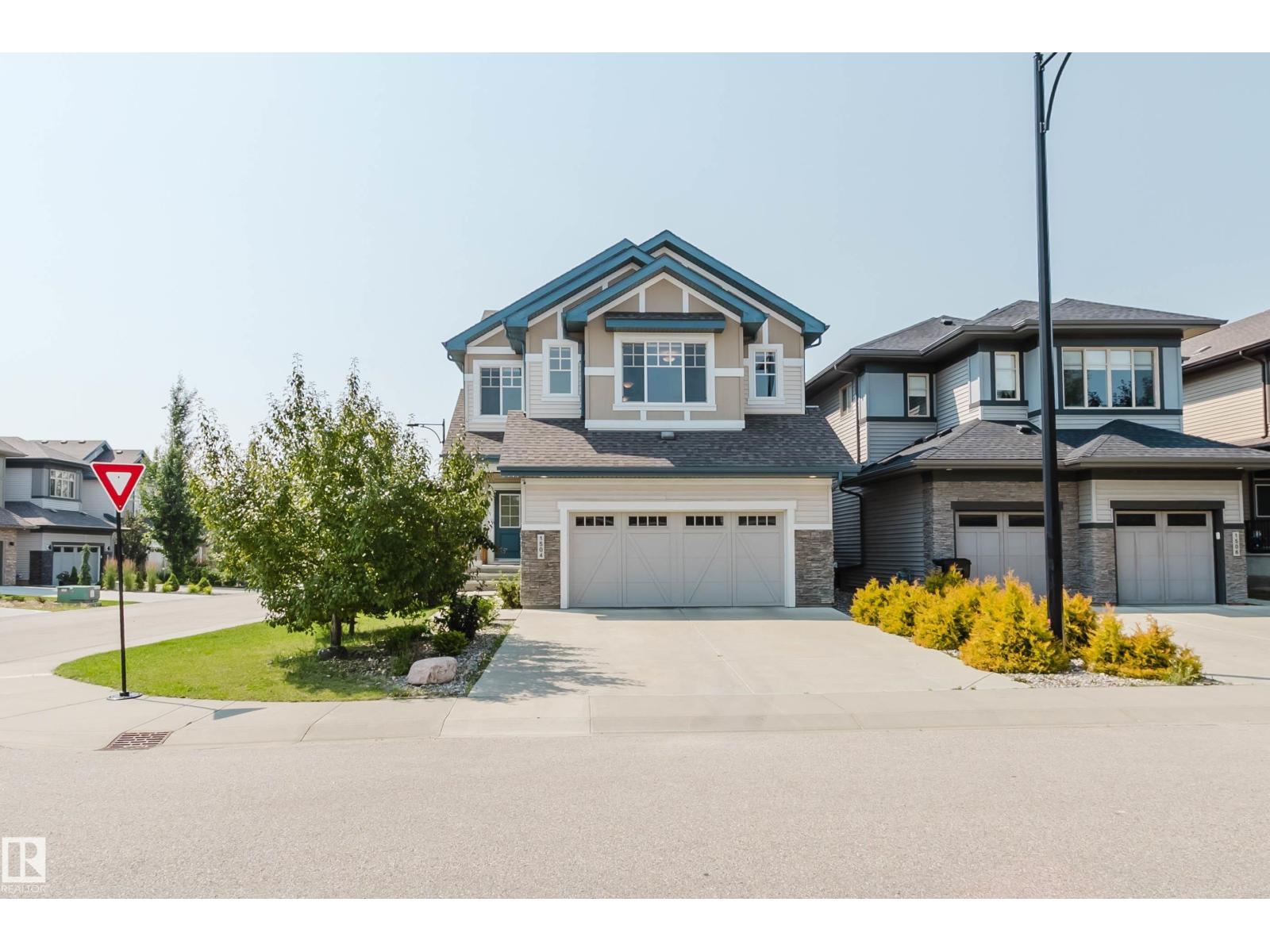 1504 AINSLIE PL SW