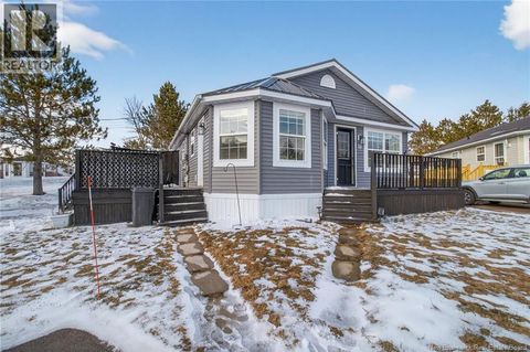 28 Jessica Lane Dieppe NB E1A7S6